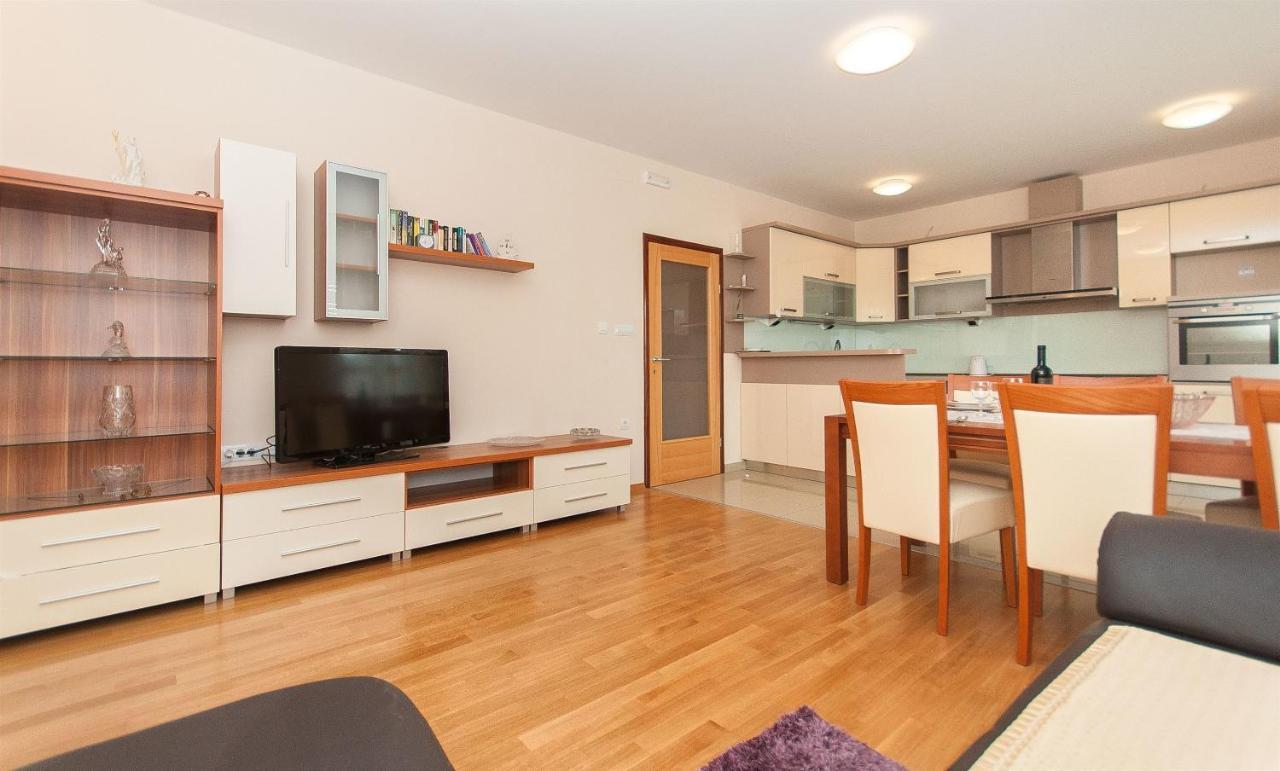 Apartment Temza Krilo Exteriör bild